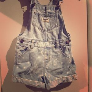 Adorable starred overall shorts